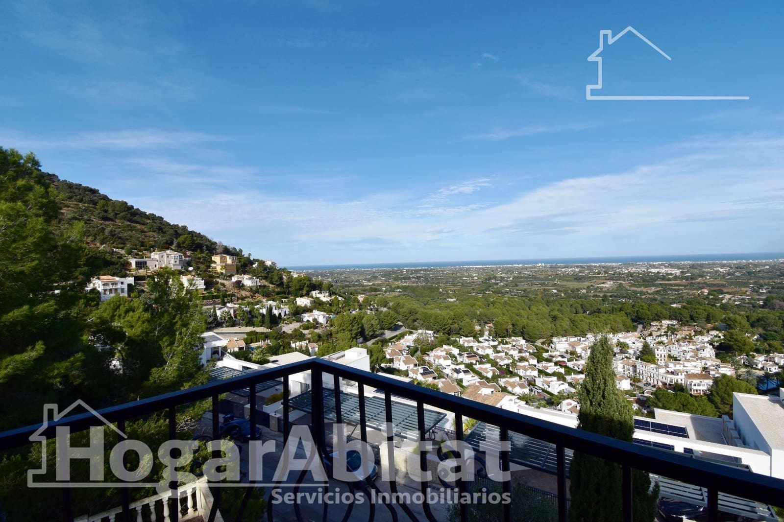 4 chambre Maison de Ville à vendre à La Sella avec garage - 440 000 € (Ref: 9446428)