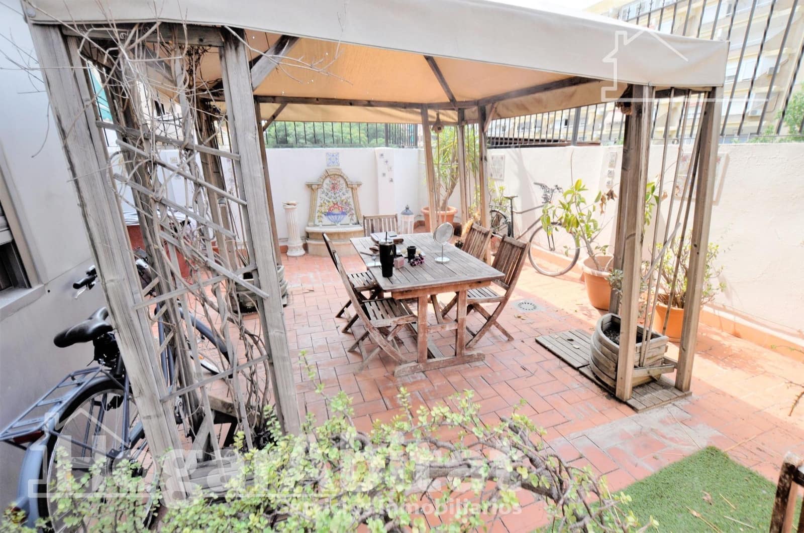 2 sypialnia Mieszkanie na sprzedaż w Miasto Walencja - 340 000 € (Ref: 9449361)