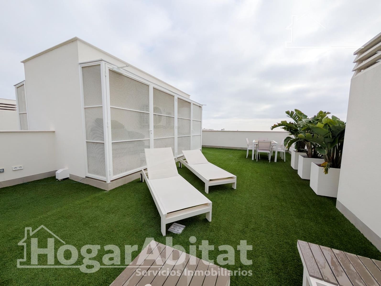 2 soverom Penthouse til salgs i Gran Alacant med svømmebasseng garasje - € 399 000 (Ref: 9449369)