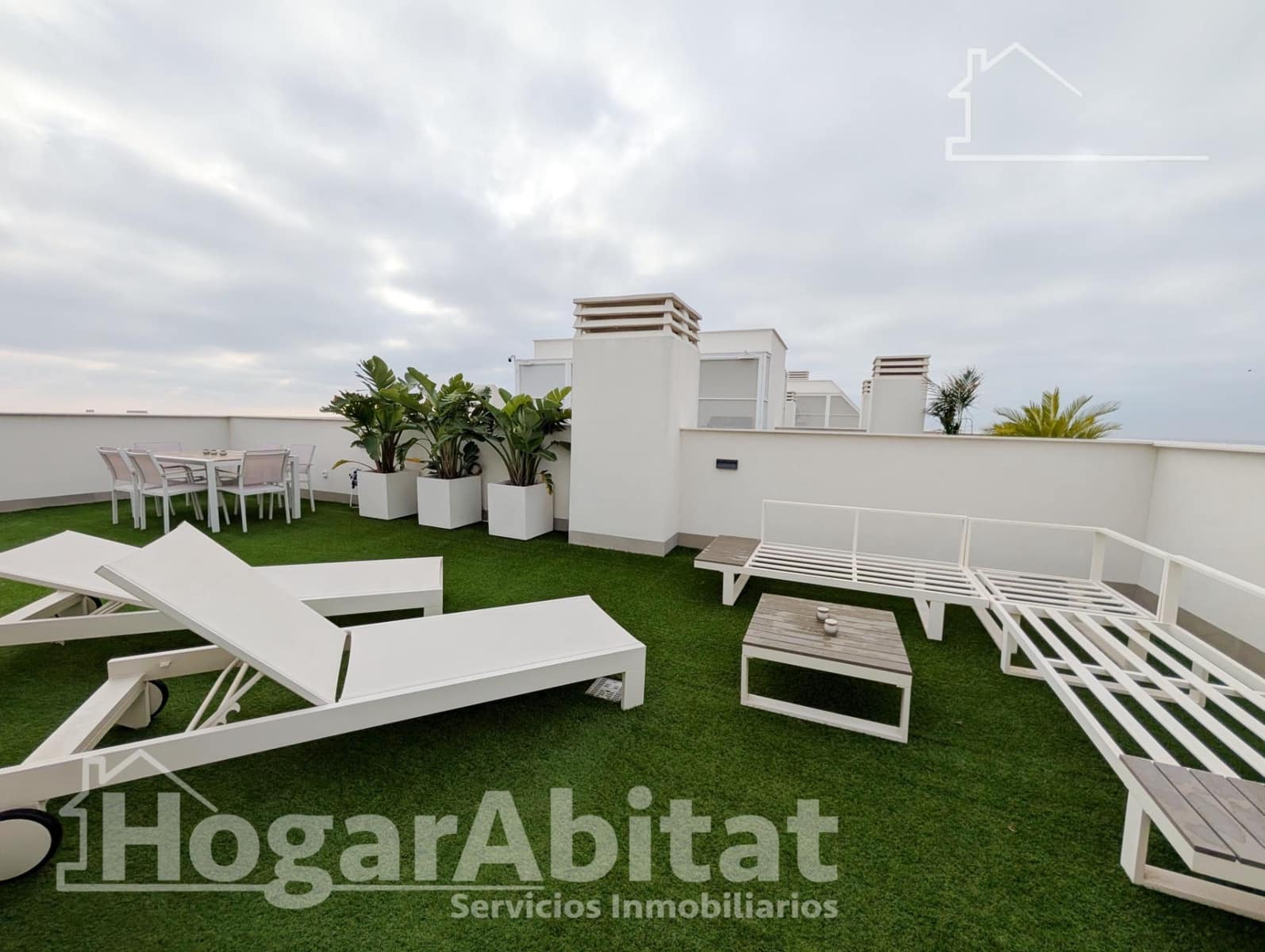 2 soverom Penthouse til salgs i Gran Alacant med svømmebasseng garasje - € 399 000 (Ref: 9449369)