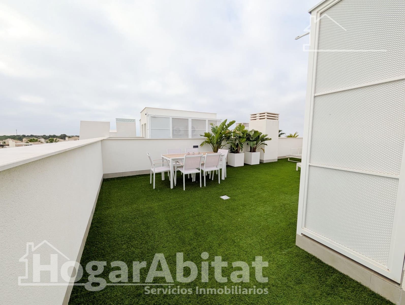 2 soverom Penthouse til salgs i Gran Alacant med svømmebasseng garasje - € 399 000 (Ref: 9449369)