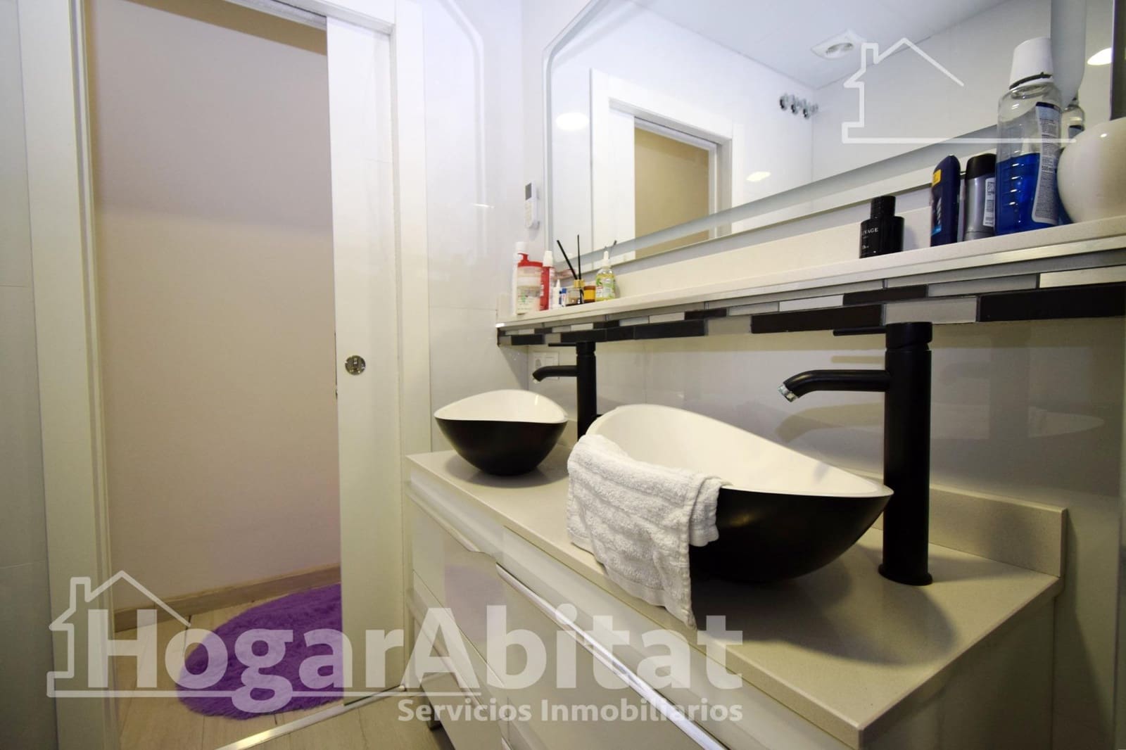 4 bedroom Flat for sale in Montserrat with garage - € 250,000 (Ref: 9449375)