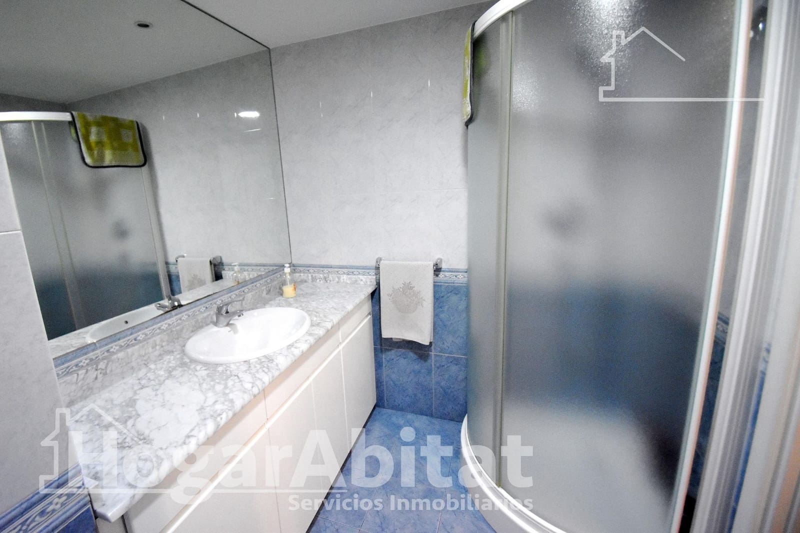 4 bedroom Flat for sale in Valencia city with garage - € 655,000 (Ref: 9451054)