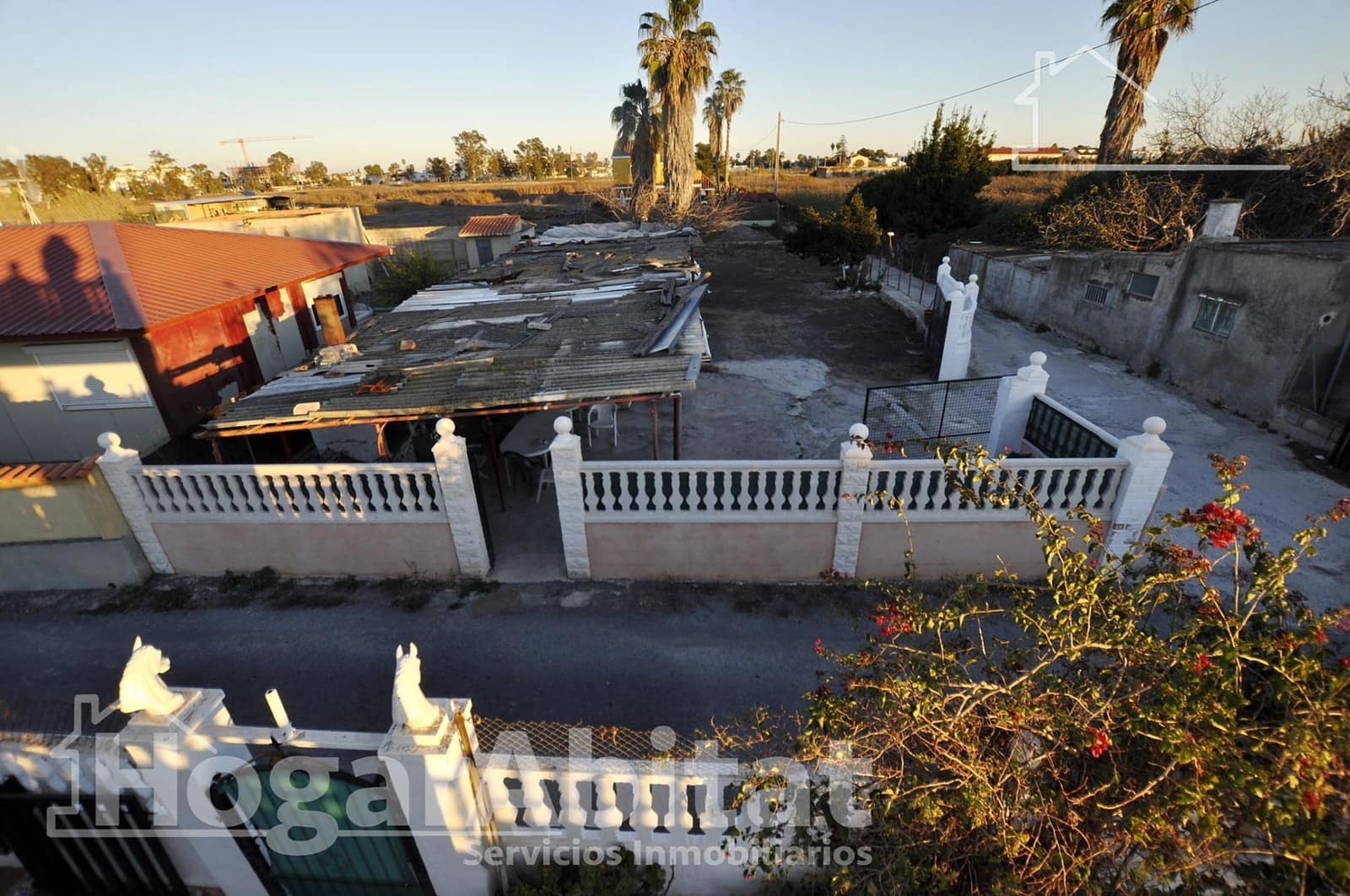 Chalet de 4 habitaciones en Sagunto / Sagunt en venta con piscina garaje - 490.000 € (Ref: 9451056)