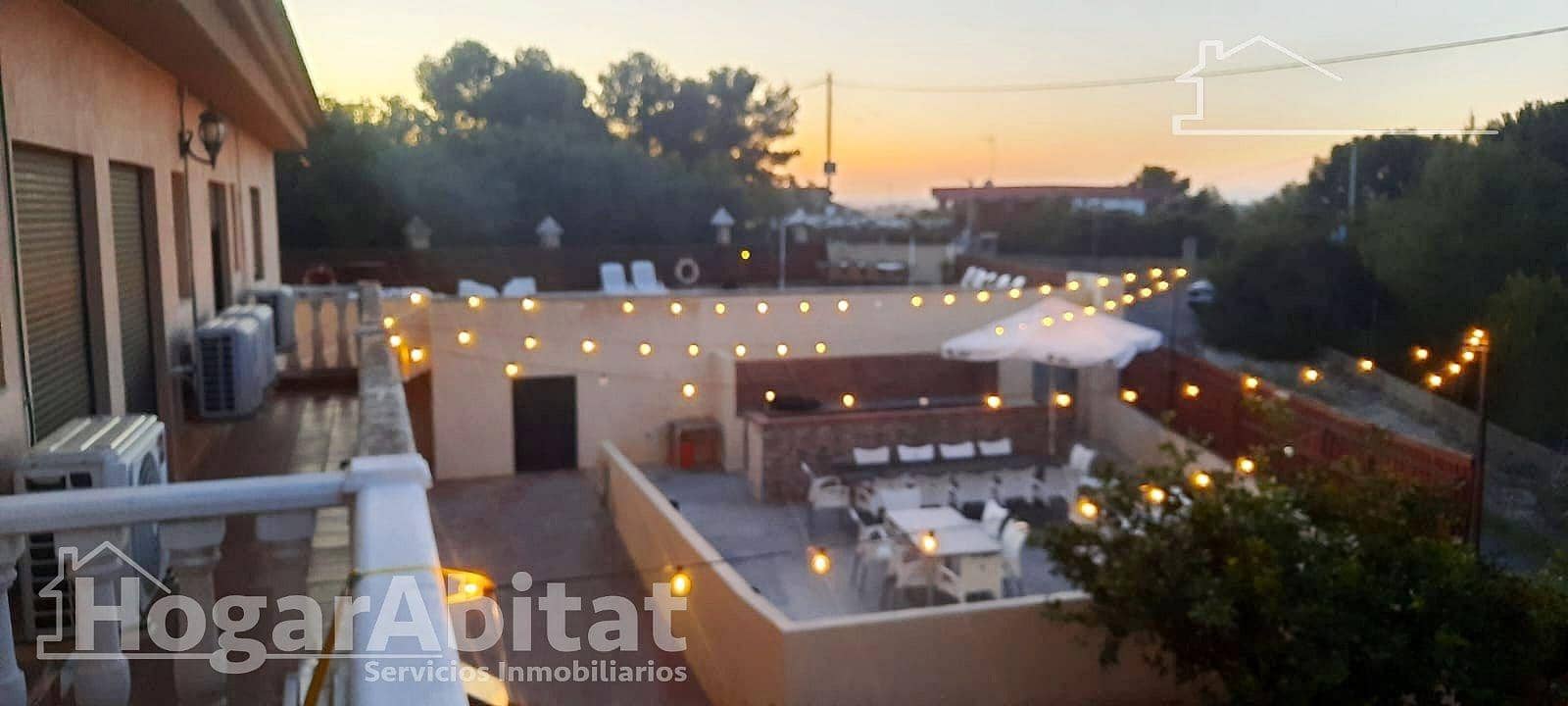 9 sovrum Villa till salu i Godelleta med pool garage - 690 000 € (Ref: 9451058)