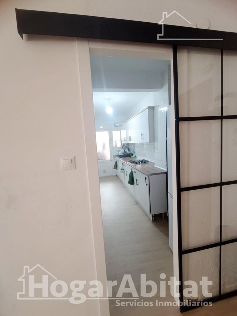 4 Zimmer Wohnung zu verkaufen in Castello de la Plana - 190.000 € (Ref: 9451062)