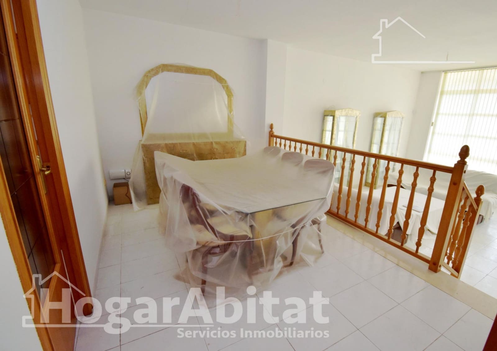 6 slaapkamer Rijtjeshuis te koop in Burriana / Borriana met garage - € 215.000 (Ref: 9451067)