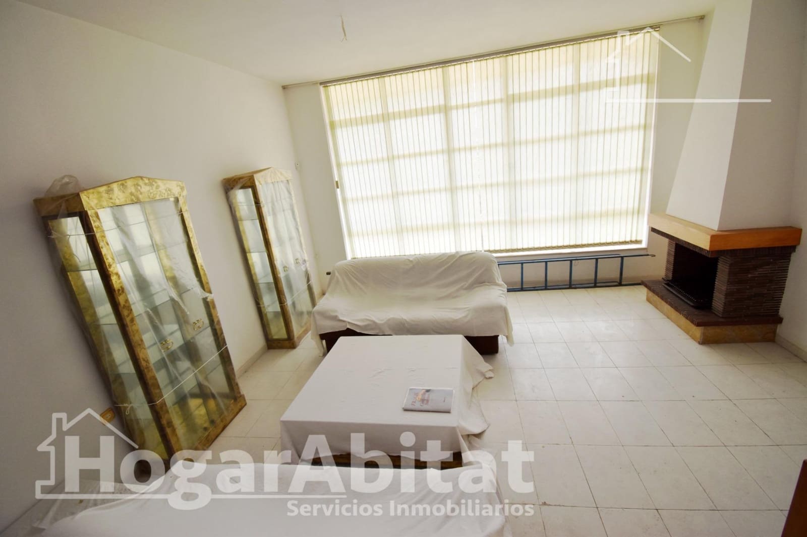 6 slaapkamer Rijtjeshuis te koop in Burriana / Borriana met garage - € 215.000 (Ref: 9451067)