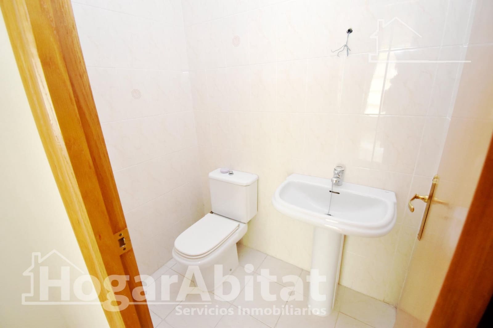 6 slaapkamer Rijtjeshuis te koop in Burriana / Borriana met garage - € 215.000 (Ref: 9451067)