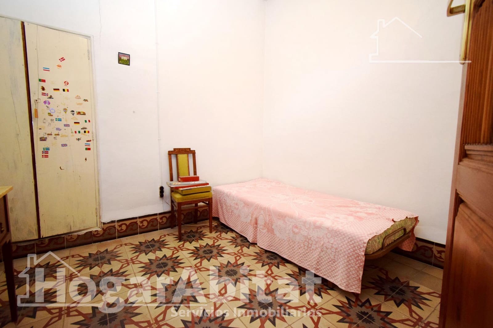 Casa de 7 habitaciones en Chiva en venta - 399.000 € (Ref: 9451072)