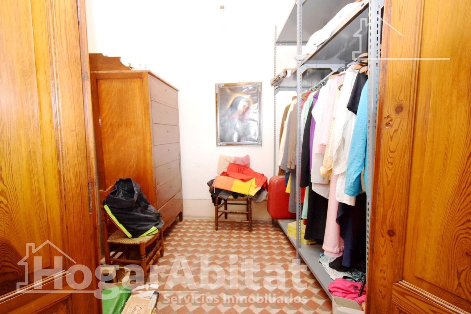 Casa de 7 habitaciones en Chiva en venta - 399.000 € (Ref: 9451072)