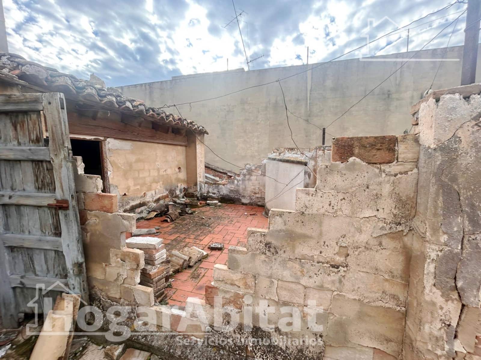 Byhus til salg i Benaguasil - € 80.000 (Ref: 9451078)