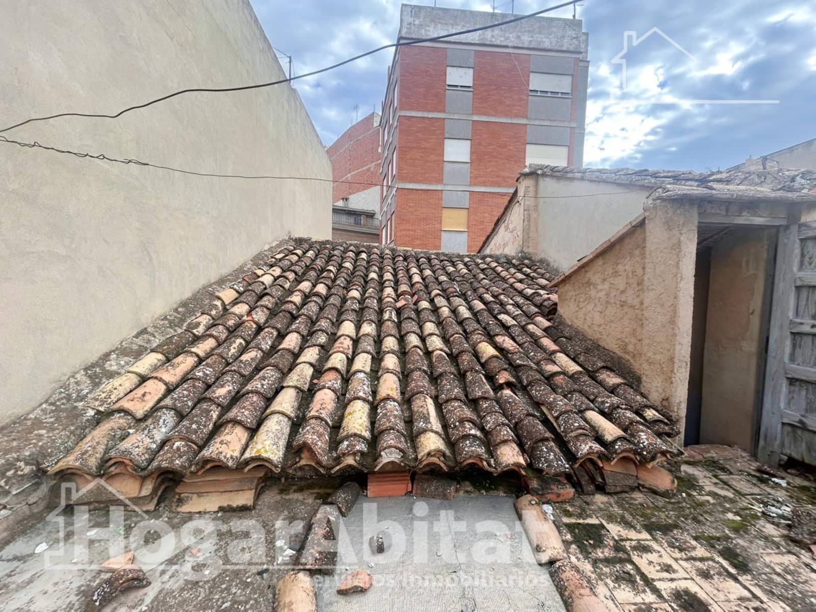 Byhus til salg i Benaguasil - € 80.000 (Ref: 9451078)