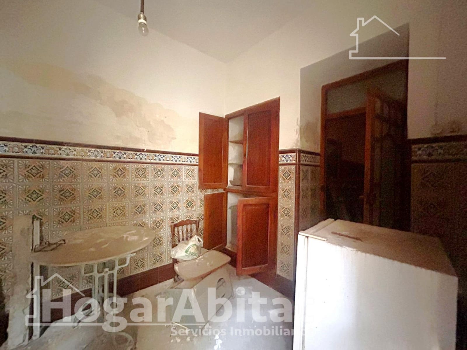 Byhus til salg i Benaguasil - € 80.000 (Ref: 9451078)