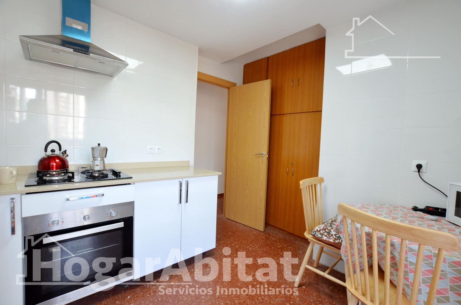 4 bedroom Flat for sale in Gandia - € 175,000 (Ref: 9452167)