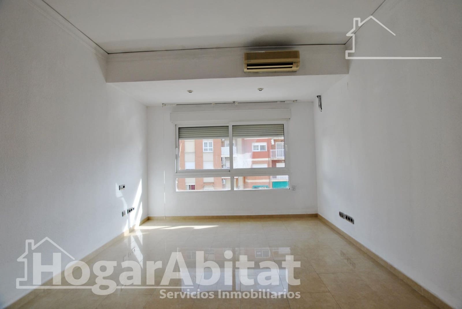 Piso de 4 habitaciones en Gandia en venta - 238.000 € (Ref: 9452168)