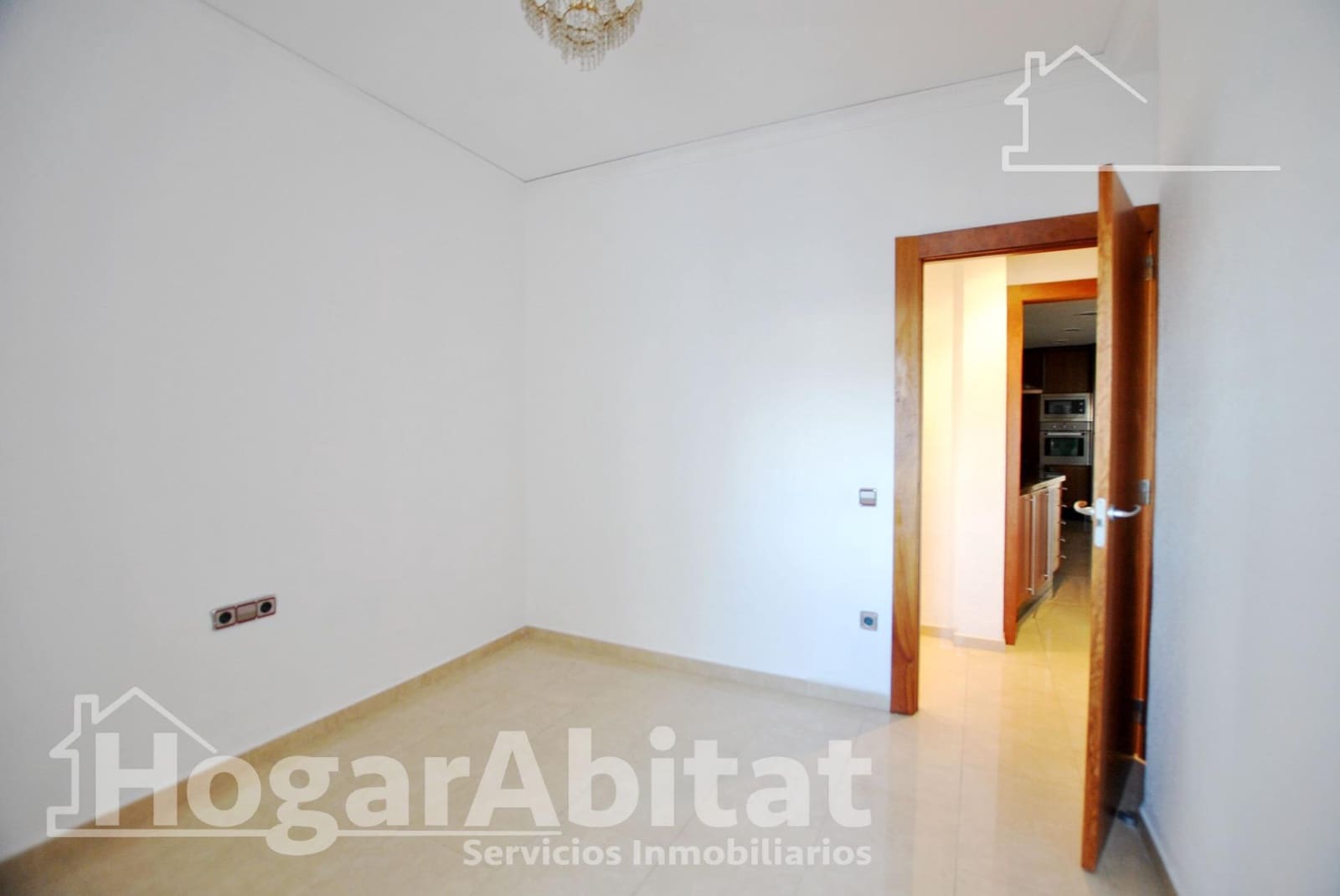 Piso de 4 habitaciones en Gandia en venta - 238.000 € (Ref: 9452168)