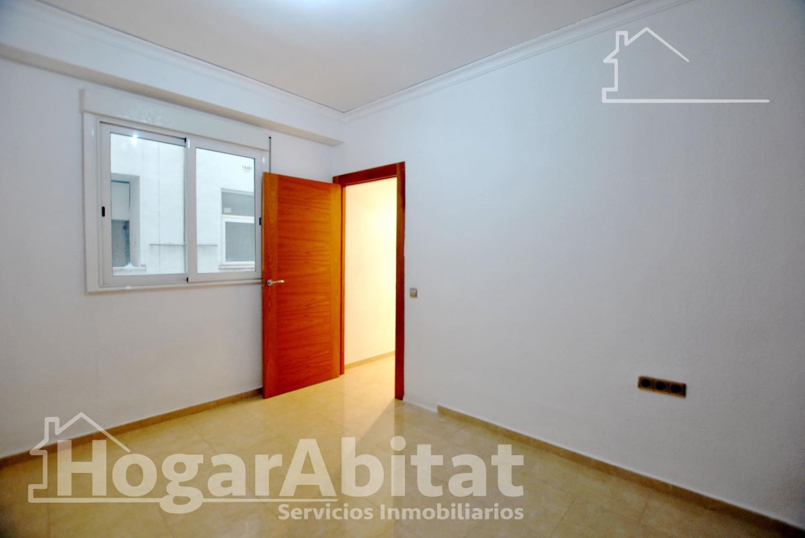 Piso de 4 habitaciones en Gandia en venta - 238.000 € (Ref: 9452168)