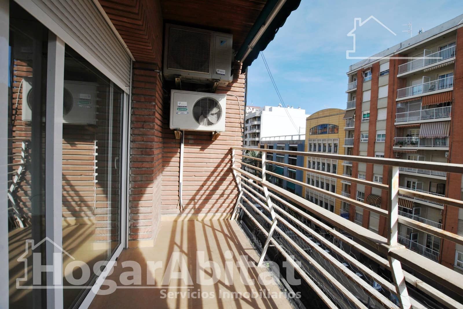 Piso de 4 habitaciones en Gandia en venta - 238.000 € (Ref: 9452168)