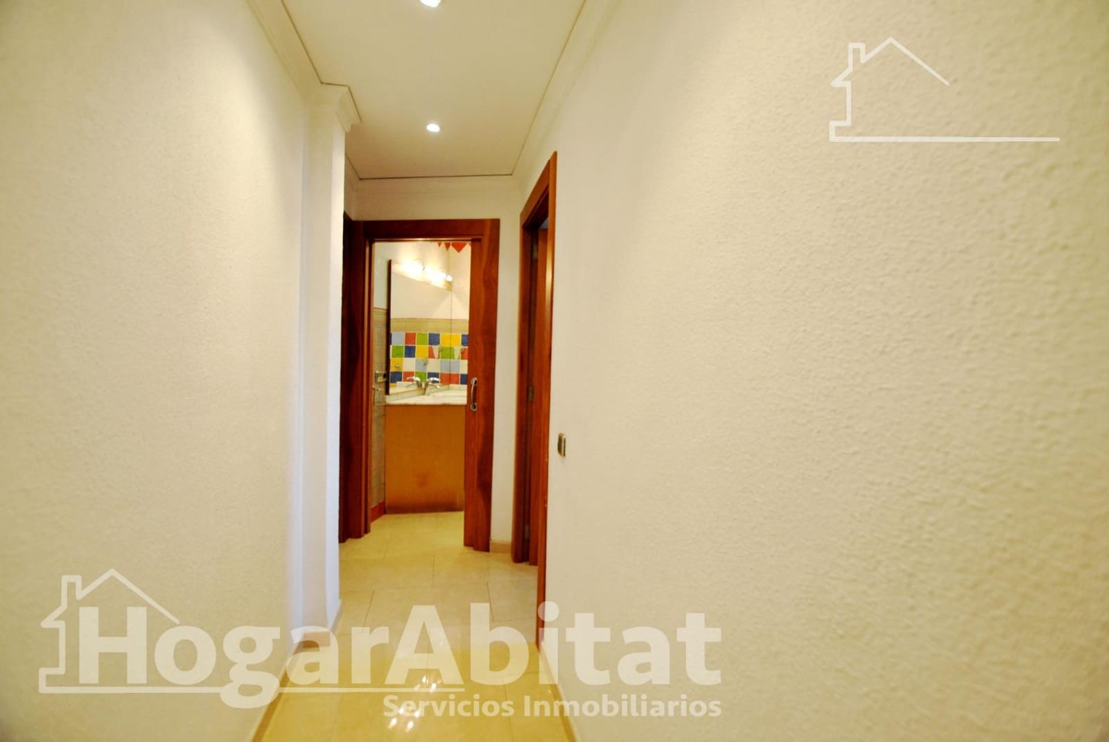 Piso de 4 habitaciones en Gandia en venta - 238.000 € (Ref: 9452168)
