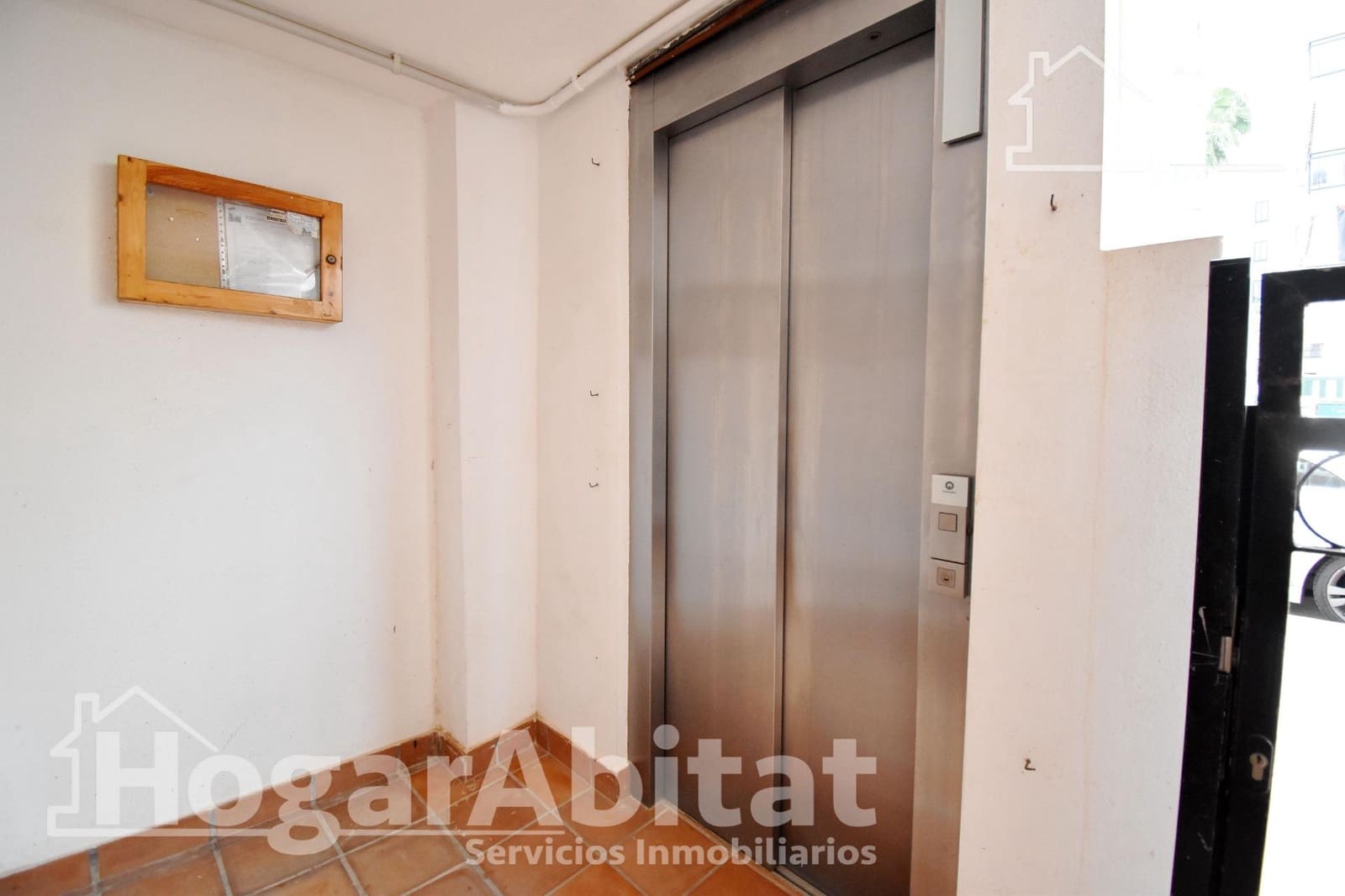 3 slaapkamer Flat te koop in Piles met zwembad - € 210.000 (Ref: 9452171)
