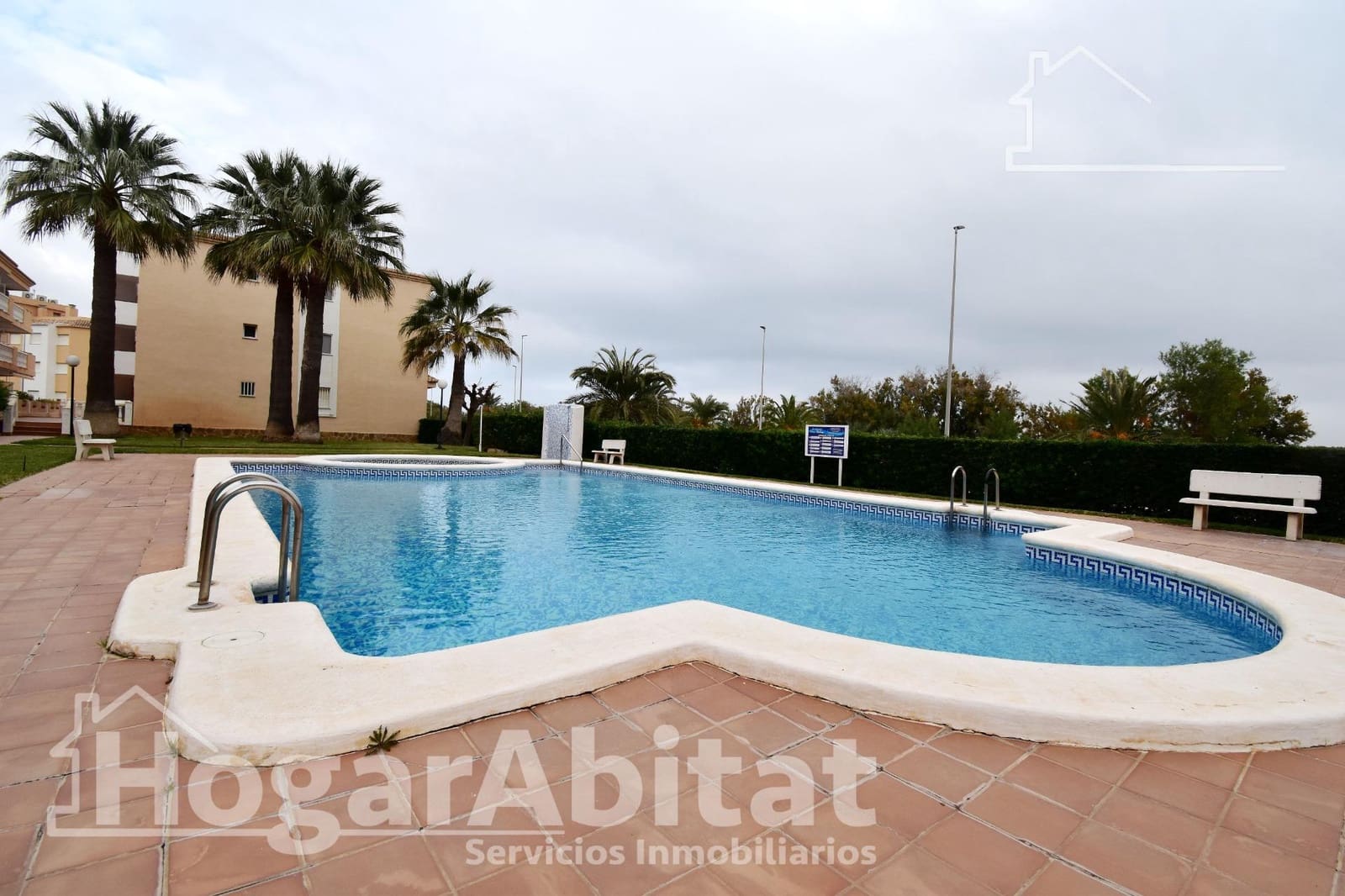 3 slaapkamer Flat te koop in Piles met zwembad - € 210.000 (Ref: 9452171)