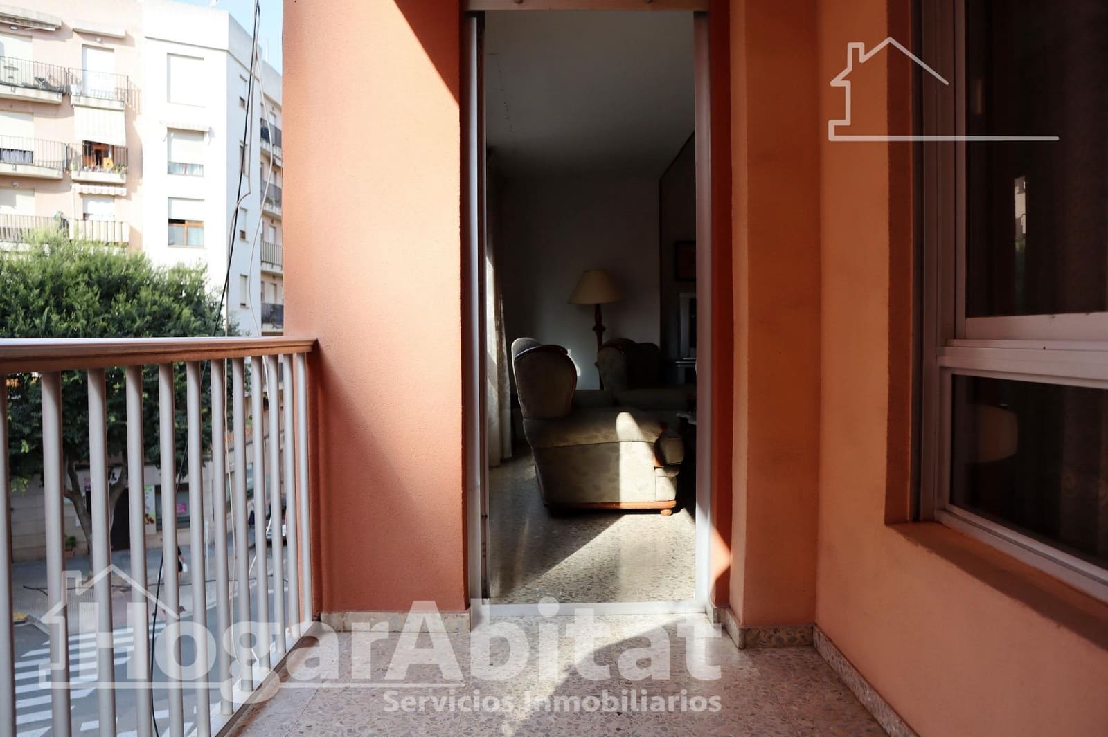 4 makuuhuone Asunto myytävänä paikassa Oliva - 120 000 € (Ref: 9452177)