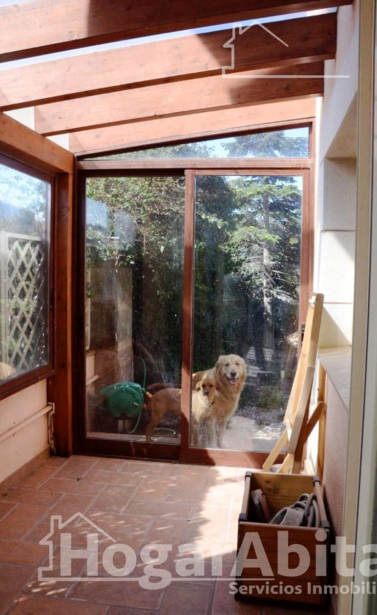 4 bedroom Villa for sale in Algemesi with garage - € 569,000 (Ref: 9452182)