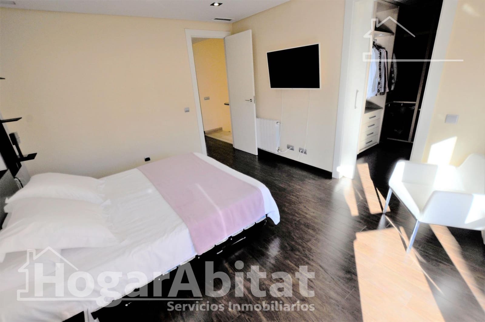 3 soverom Rekkehus til salgs i Puig med garasje - € 490 000 (Ref: 9452186)