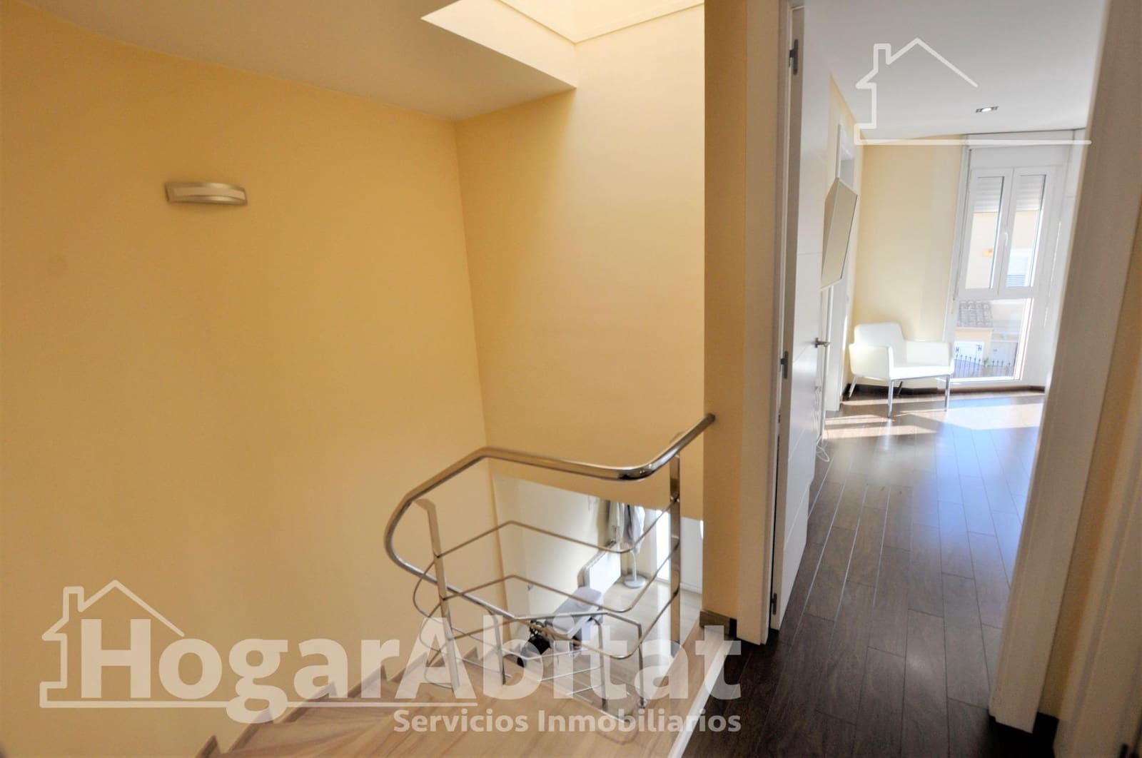 3 soverom Rekkehus til salgs i Puig med garasje - € 490 000 (Ref: 9452186)