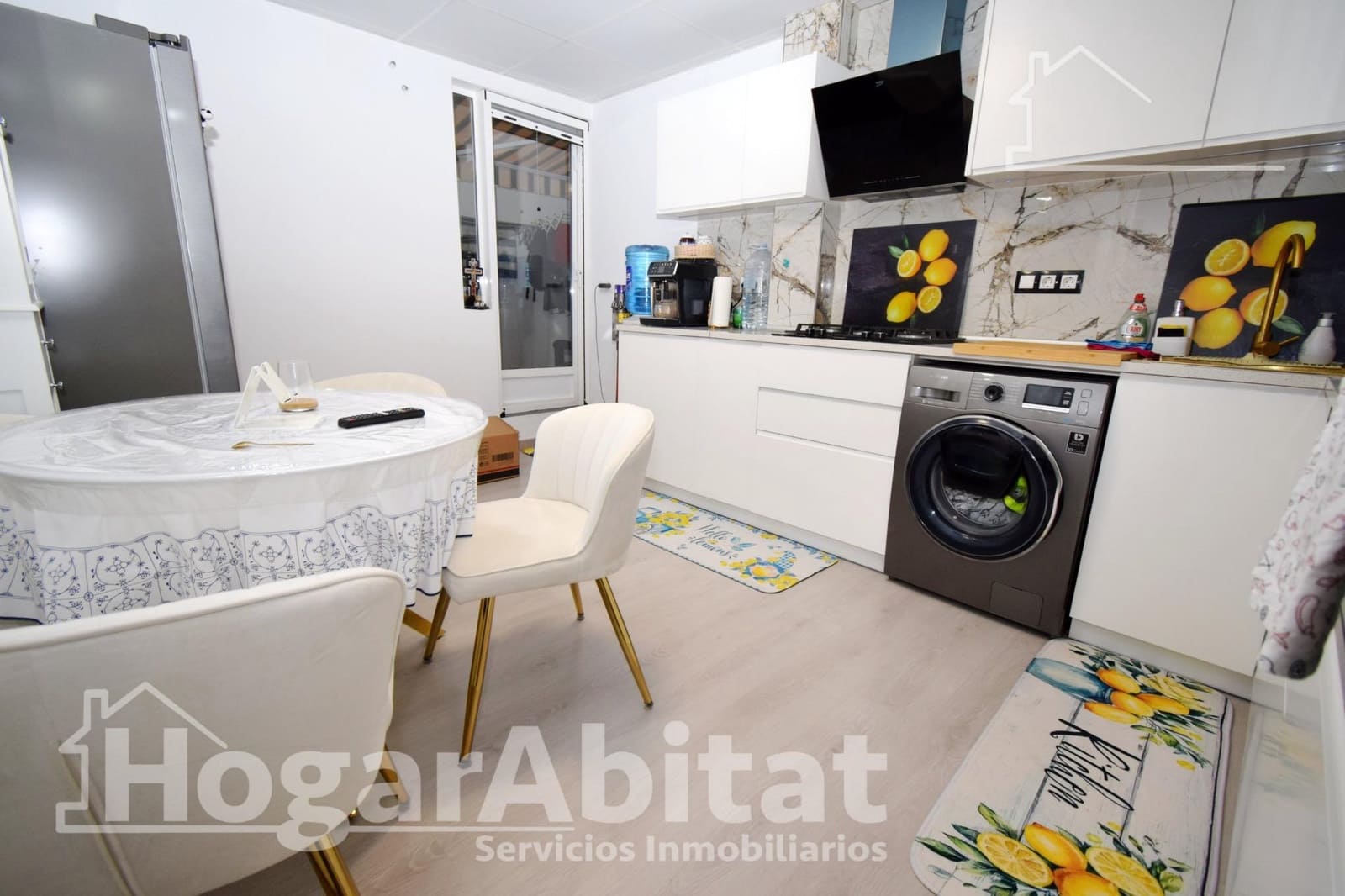 4 soverom Leilighet til salgs i Montserrat med garasje - € 250 000 (Ref: 9452191)