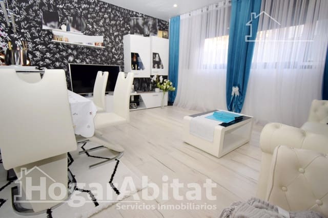 4 slaapkamer Flat te koop in Montserrat met garage - € 250.000 (Ref: 9452191)