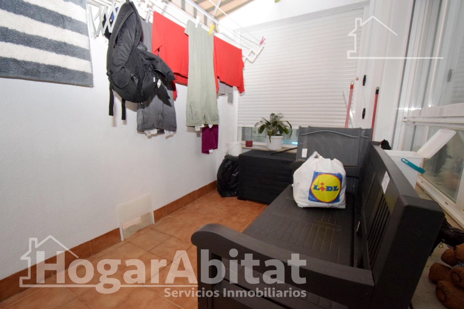 4 soverom Leilighet til salgs i Montserrat med garasje - € 250 000 (Ref: 9452191)