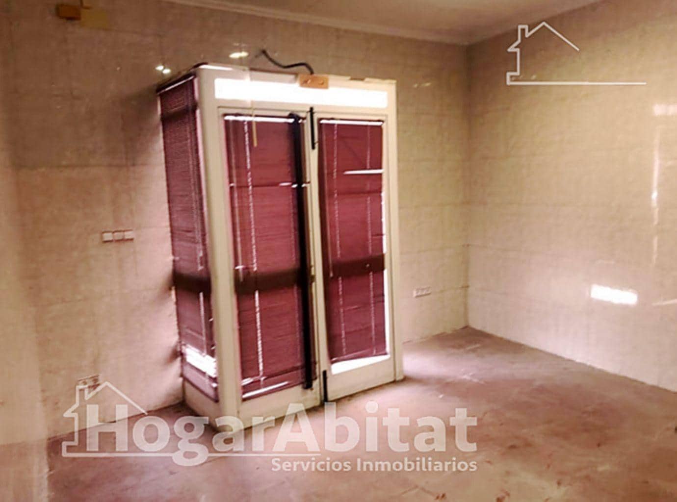 5 quarto Casa em Banda para venda em Sueca - 85 000 € (Ref: 9452199)