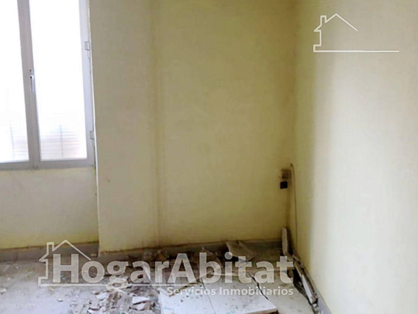 5 quarto Casa em Banda para venda em Sueca - 85 000 € (Ref: 9452199)