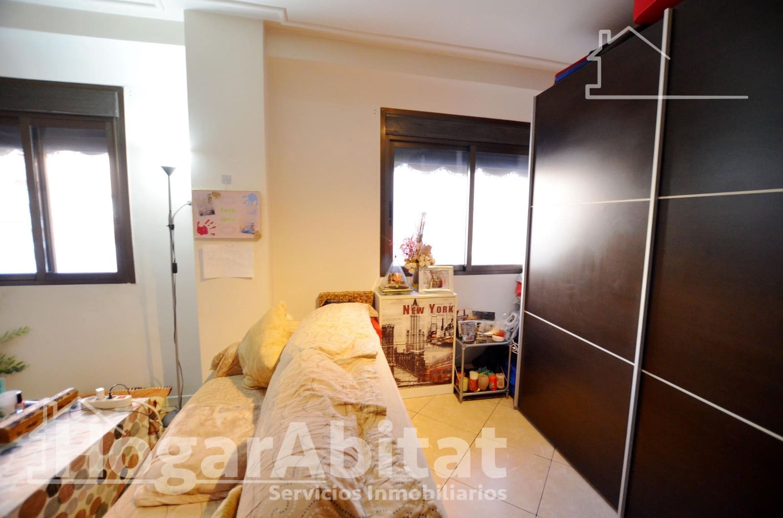 Leilighet til salgs i Alicante by - € 130 000 (Ref: 9456304)