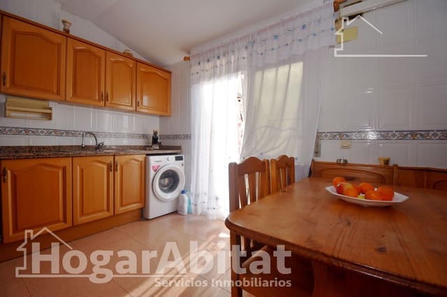 3 chambre Penthouse à vendre à Oeste, Castelló de la Plana avec garage - 250 000 € (Ref: 9456311)