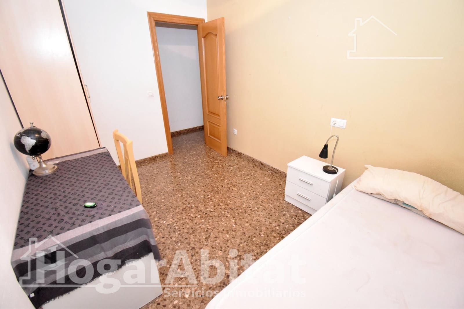 3 makuuhuone Asunto myytävänä paikassa Castello de la Plana mukana 
autotalli - 160 000 € (Ref: 9456326)