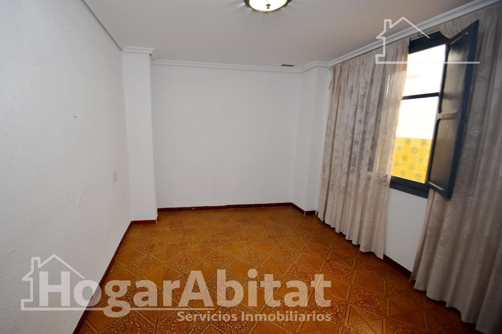 4 soveværelse Byhus til salg i Vila-real med garage - € 156.000 (Ref: 9456331)