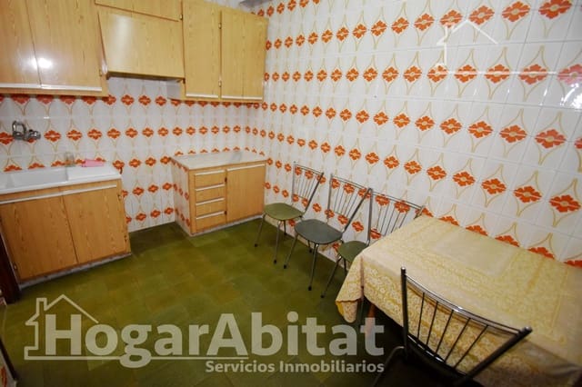 Casa de 4 habitaciones en Vila-real en venta con garaje - 156.000 € (Ref: 9456331)