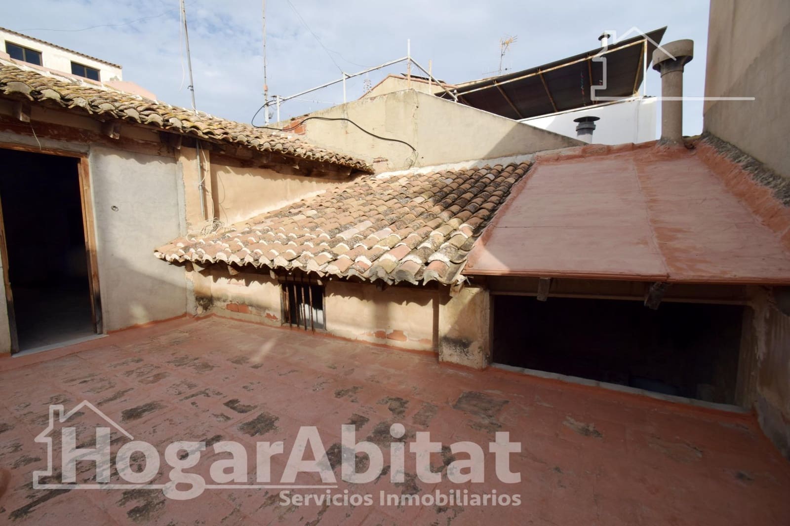 3 bedroom Townhouse for sale in Benaguasil - € 110,000 (Ref: 9456337)
