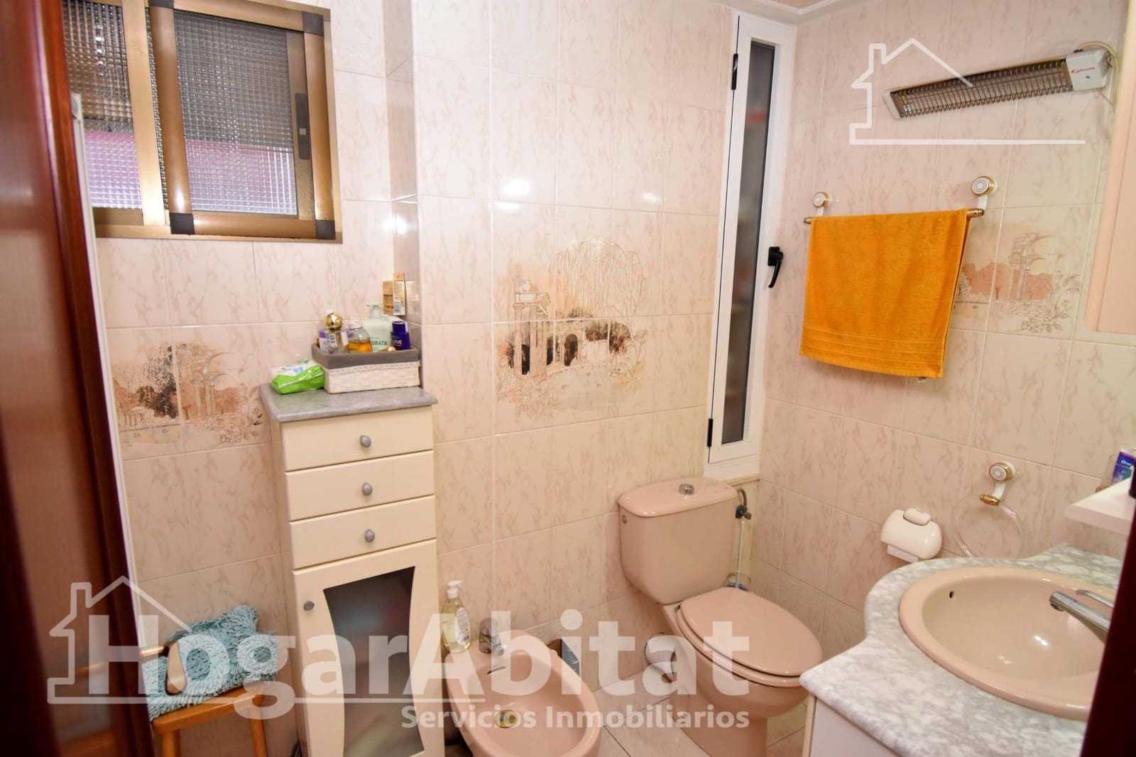 4 bedroom Flat for sale in Silla - € 220,000 (Ref: 9462424)
