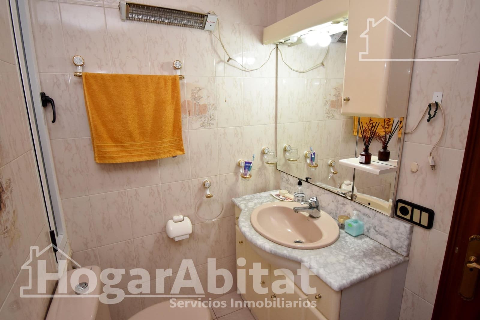 4 bedroom Flat for sale in Silla - € 220,000 (Ref: 9462424)