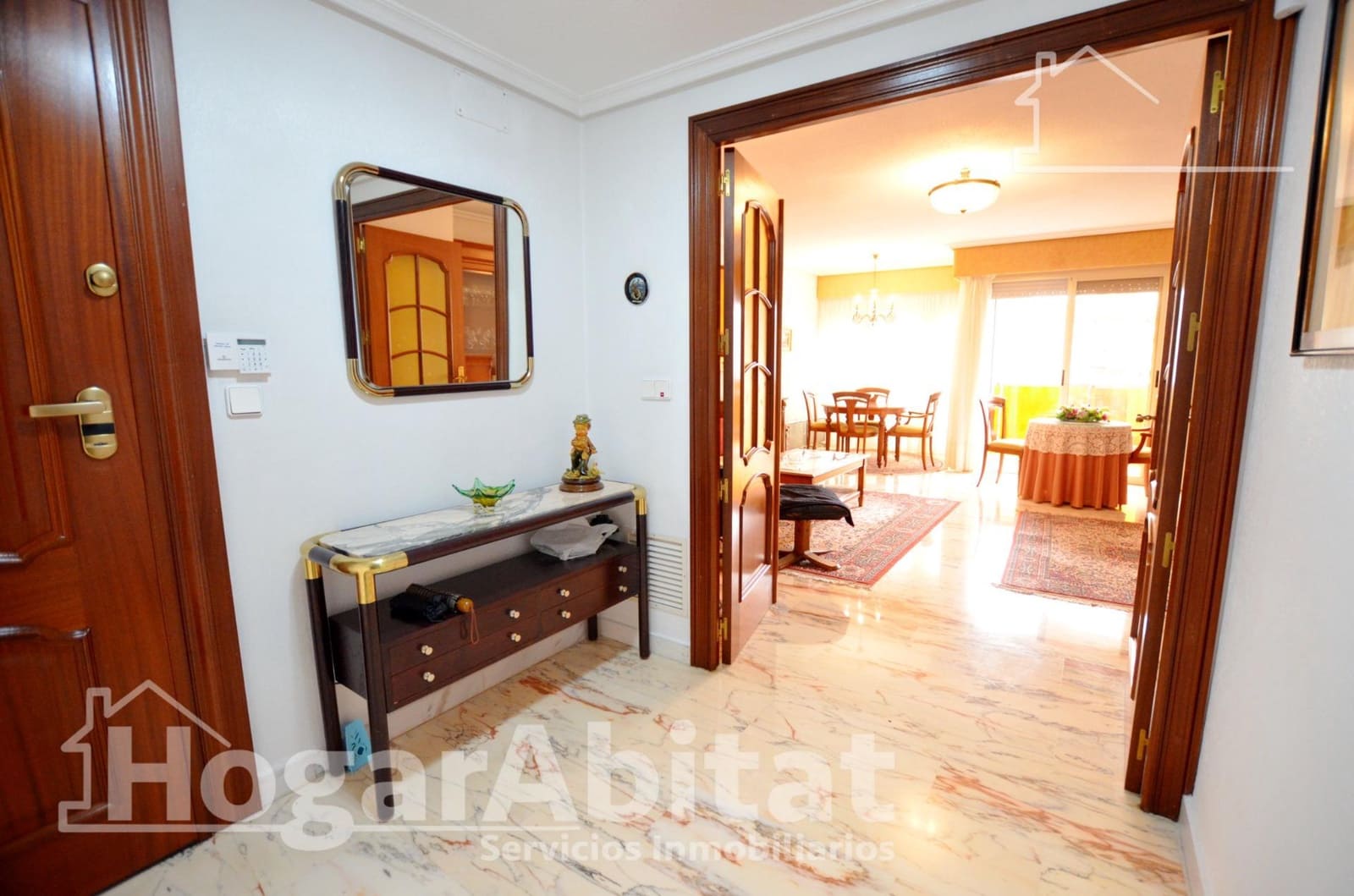 3 soveværelse Lejlighed til salg i Alicante by - € 690.000 (Ref: 9462426)