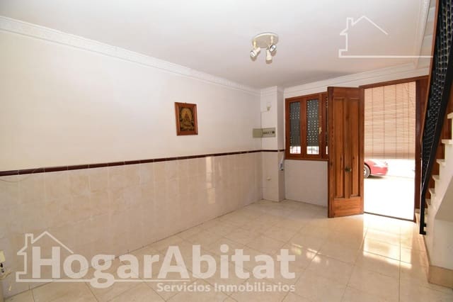 Casa de 3 habitaciones en Guadassuar en venta - 140.000 € (Ref: 9462430)