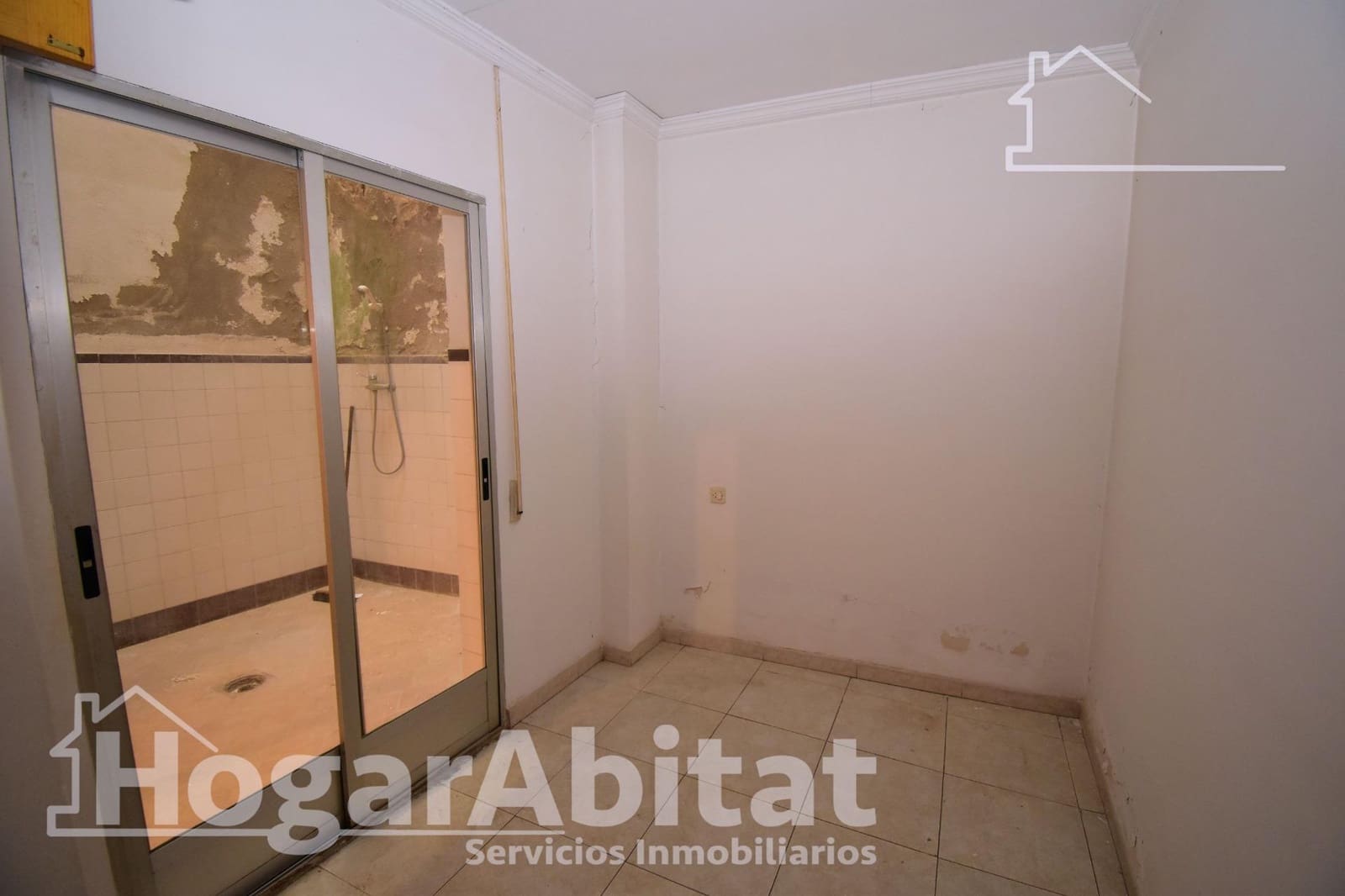 Casa de 3 habitaciones en Guadassuar en venta - 140.000 € (Ref: 9462430)