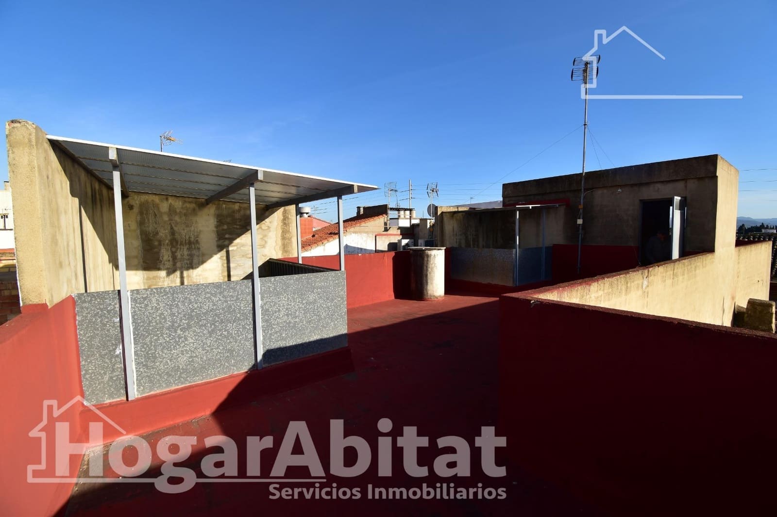 Casa de 3 habitaciones en Guadassuar en venta - 140.000 € (Ref: 9462430)