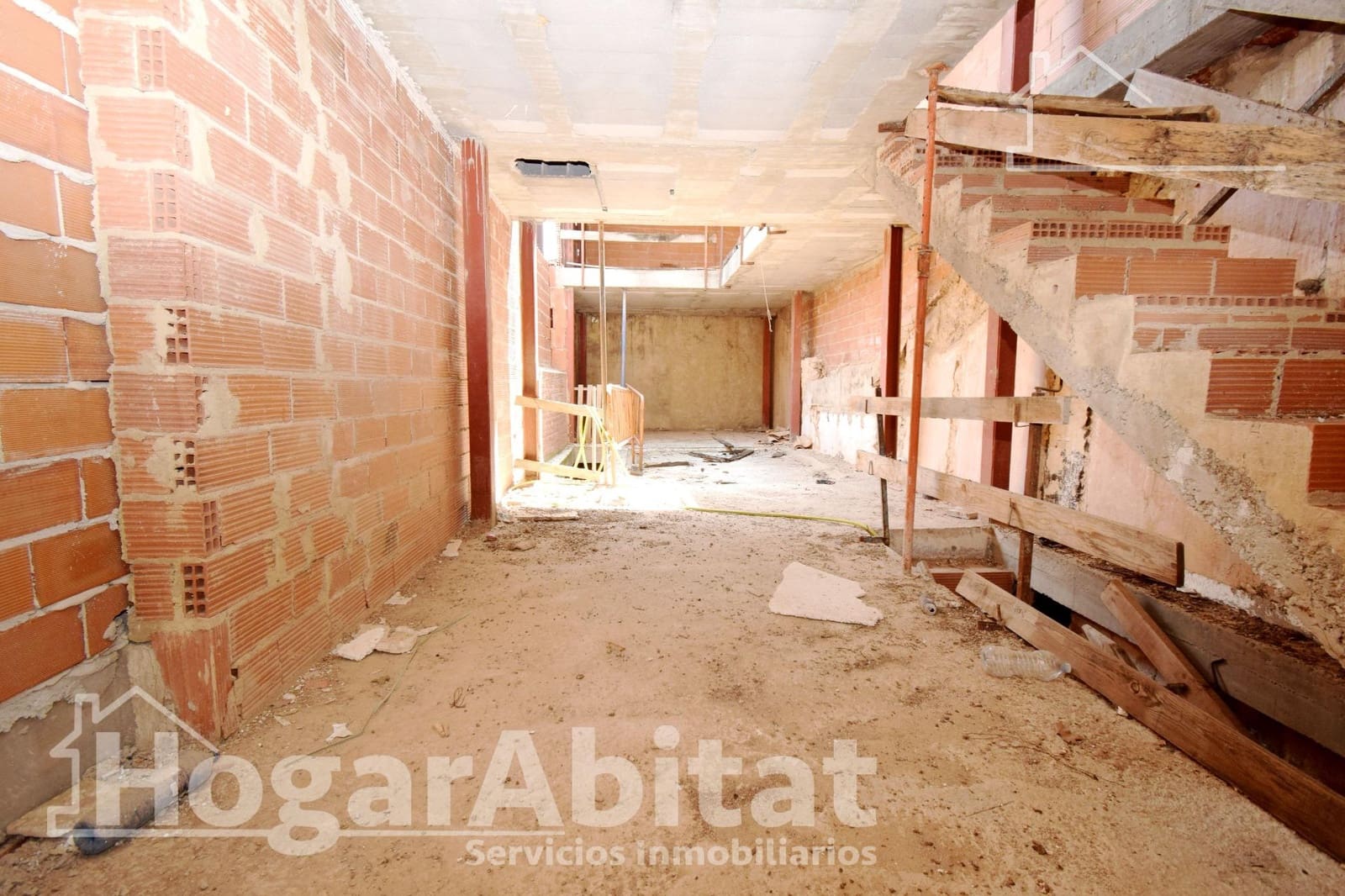 Casa de 3 habitaciones en Cheste en venta con garaje - 90.000 € (Ref: 9462431)