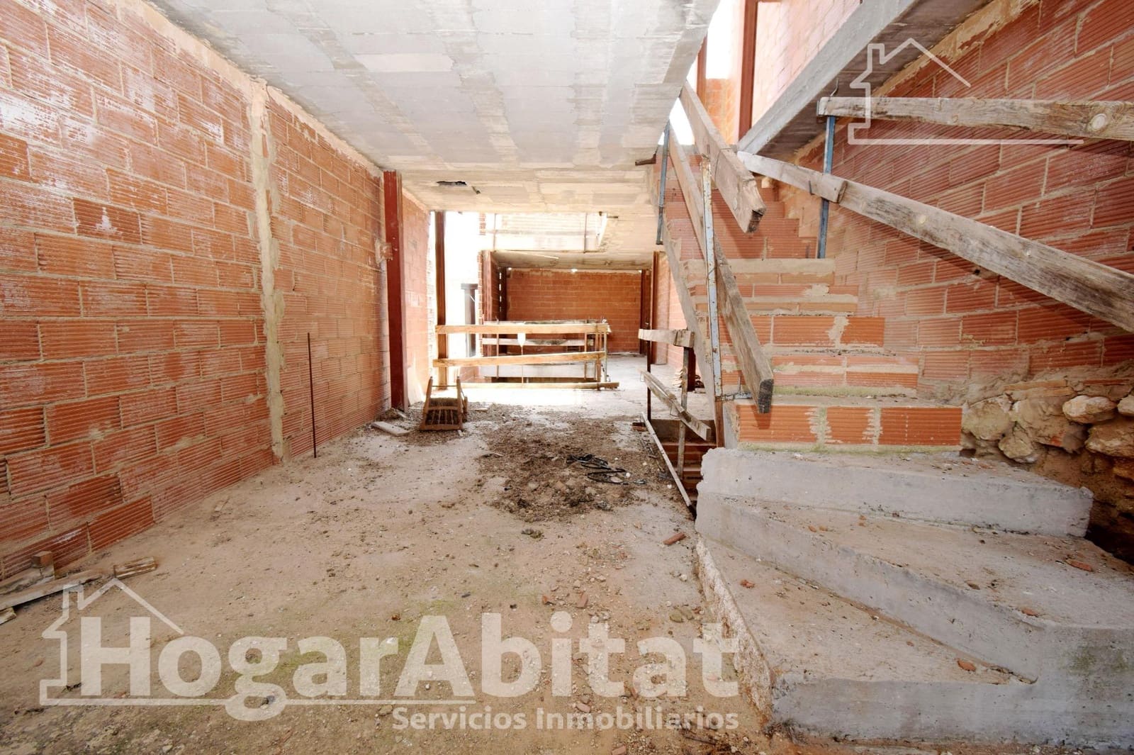 Casa de 3 habitaciones en Cheste en venta con garaje - 90.000 € (Ref: 9462431)