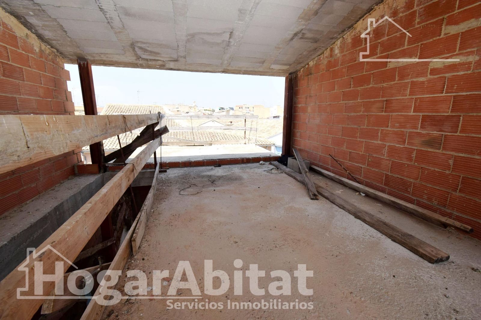 Casa de 3 habitaciones en Cheste en venta con garaje - 90.000 € (Ref: 9462431)